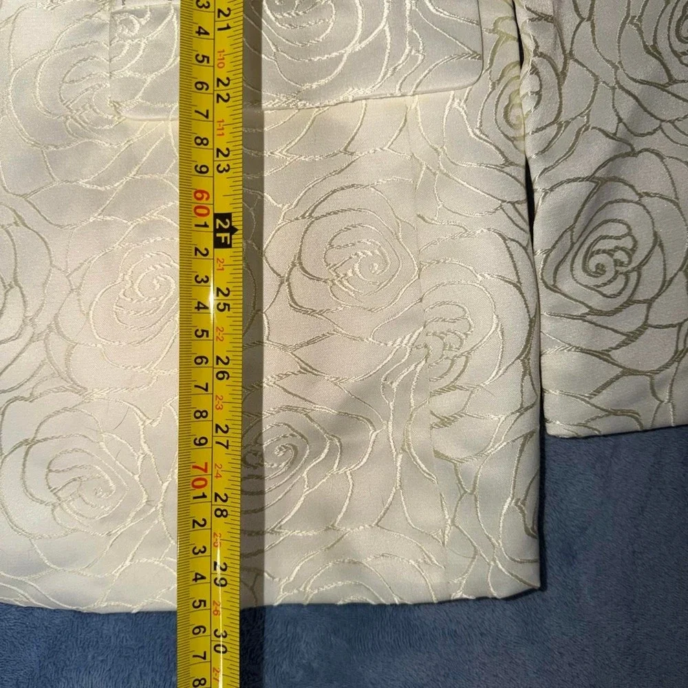 COOFANDY cream rose pattern blazer with black trim